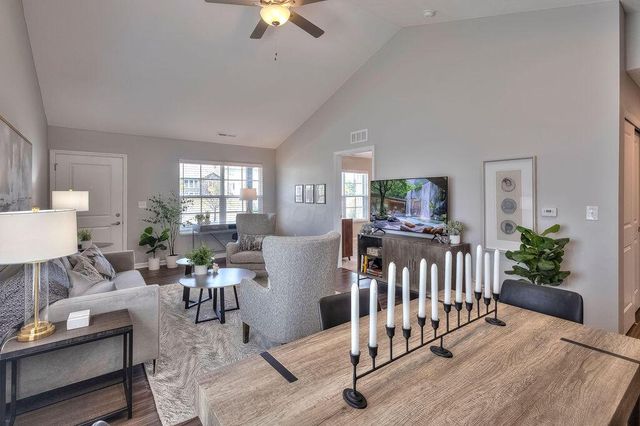 6113 Noble Horse Way, Westerville, OH 43081