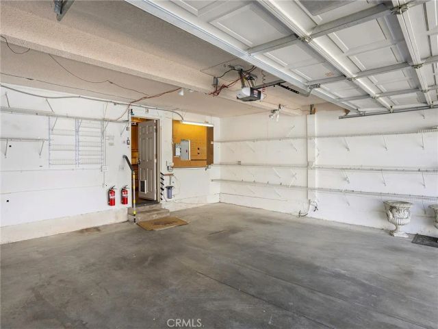 242 Spruce Court, Azusa, CA 91702
