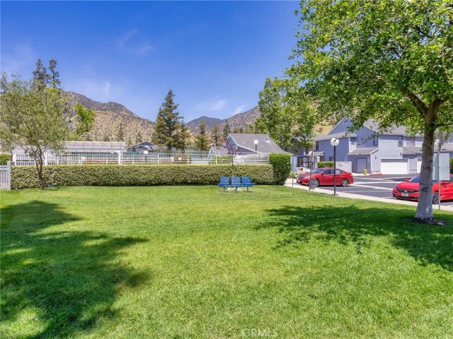 242 Spruce Court, Azusa, CA 91702