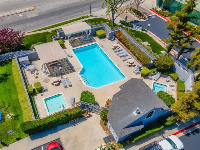 242 Spruce Court, Azusa, CA 91702