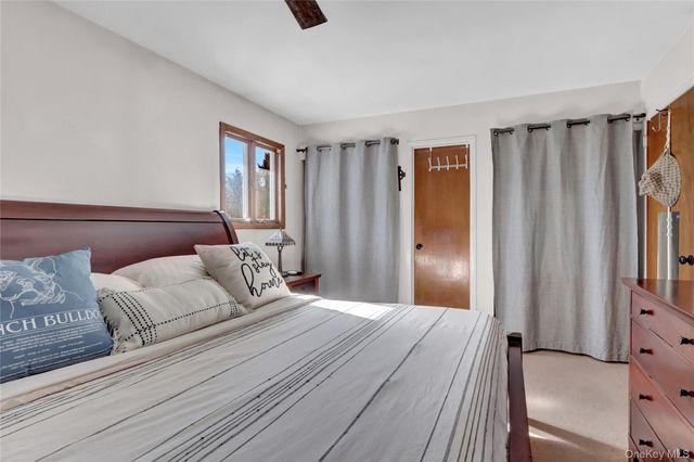 266 N Kentucky, Massapequa, NY 11758