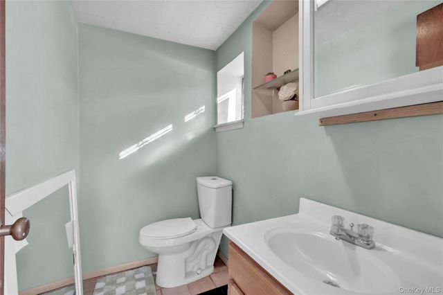 266 N Kentucky, Massapequa, NY 11758