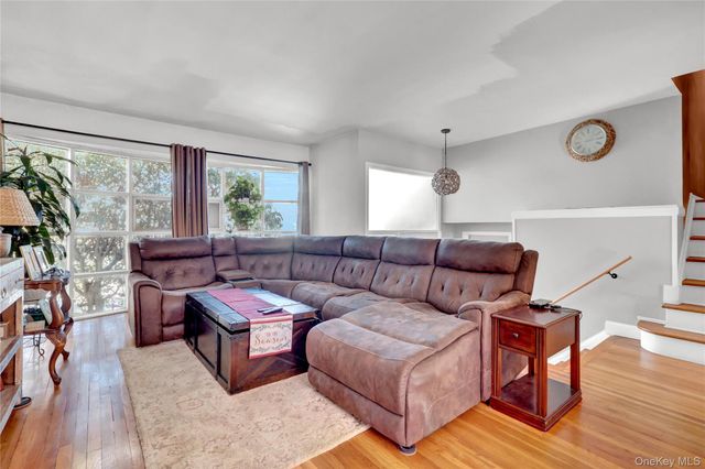 266 N Kentucky, Massapequa, NY 11758