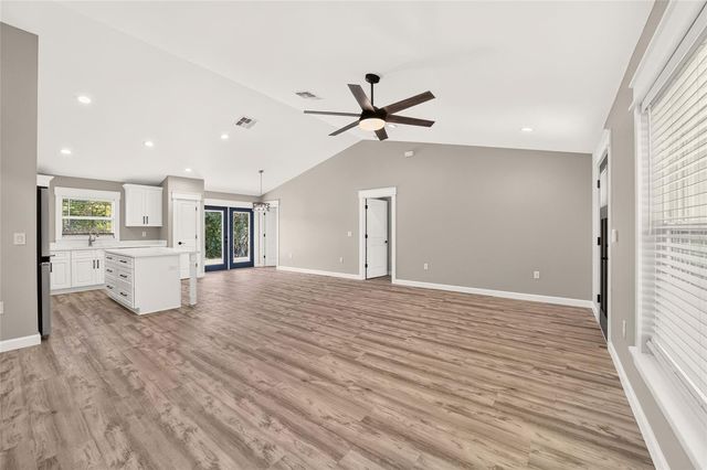 524 NW 1ST AVENUE, Williston, FL 32696