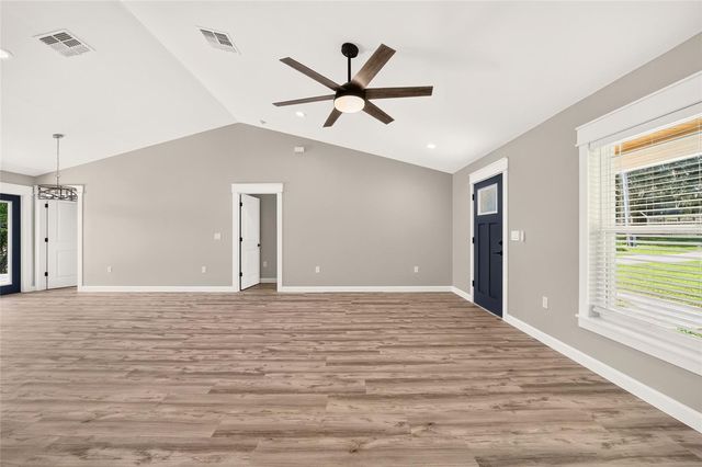 524 NW 1ST AVENUE, Williston, FL 32696