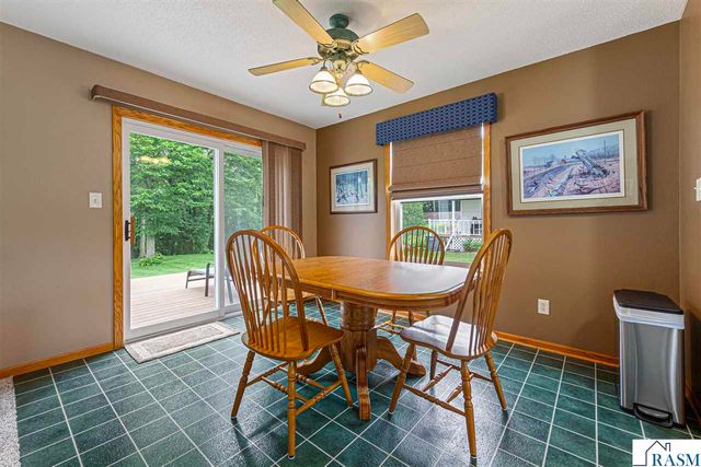 308 Meadow Woods Drive, Mankato, MN 56001