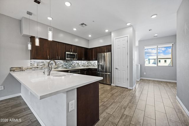 250 W Queen Creek Road Apt 221, Chandler, AZ 85248