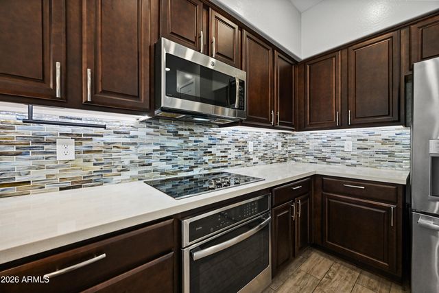 250 W Queen Creek Road Apt 221, Chandler, AZ 85248