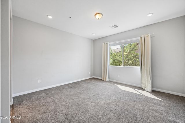 250 W Queen Creek Road Apt 221, Chandler, AZ 85248