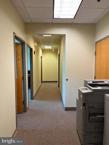 17B FIRSTFIELD RD #202, Gaithersburg, MD 20878