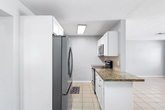 2105 Wellington Road, West Palm Beach, FL 33409