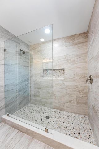 2105 Wellington Road, West Palm Beach, FL 33409