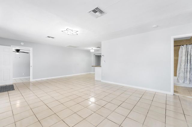 2105 Wellington Road, West Palm Beach, FL 33409