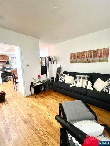 149 Lake Avenue, Clifton, NJ 07011