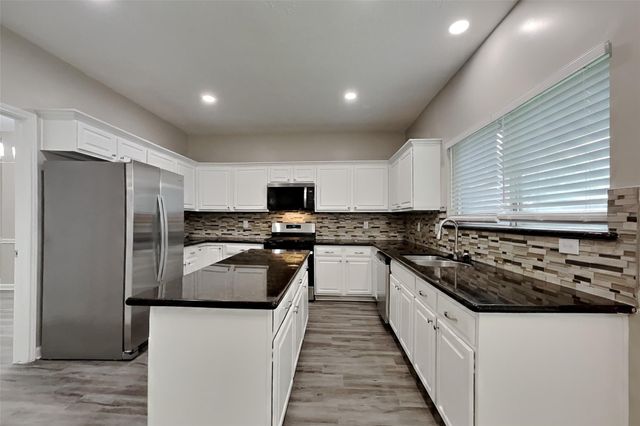 16306 Ash Point Lane, Sugar Land, TX 77498