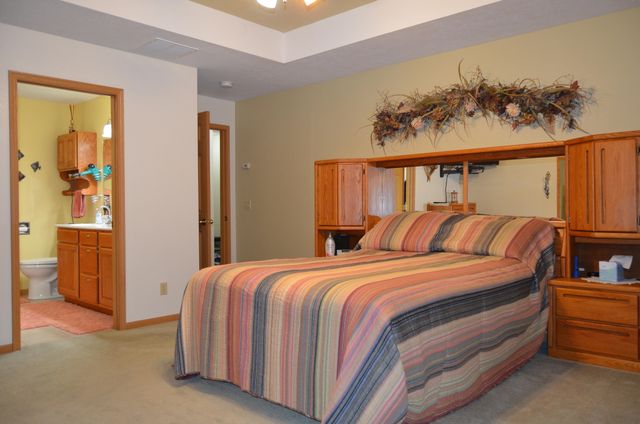 200 Micahs Xing, Reeds Spring, MO 65737