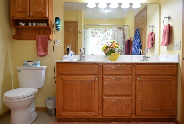 200 Micahs Xing, Reeds Spring, MO 65737