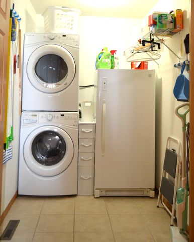 200 Micahs Xing, Reeds Spring, MO 65737