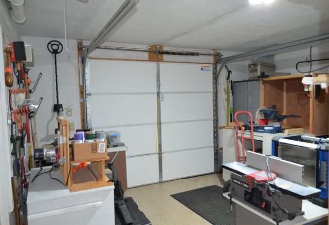 200 Micahs Xing, Reeds Spring, MO 65737