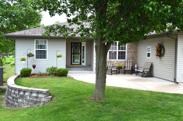 200 Micahs Xing, Reeds Spring, MO 65737
