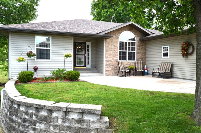 200 Micahs Xing, Reeds Spring, MO 65737