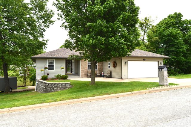 200 Micahs Xing, Reeds Spring, MO 65737
