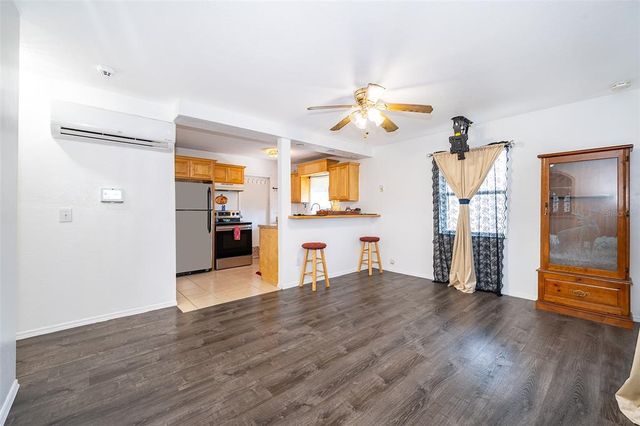 1732 OASIS AVENUE, Deltona, FL 32725
