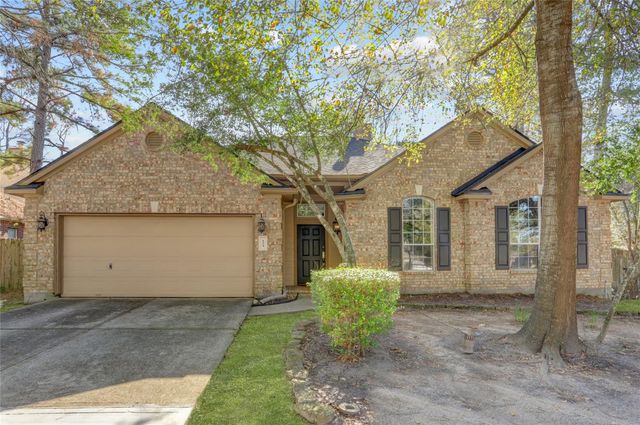 124 S Brooksedge Circle, The Woodlands, TX 77382