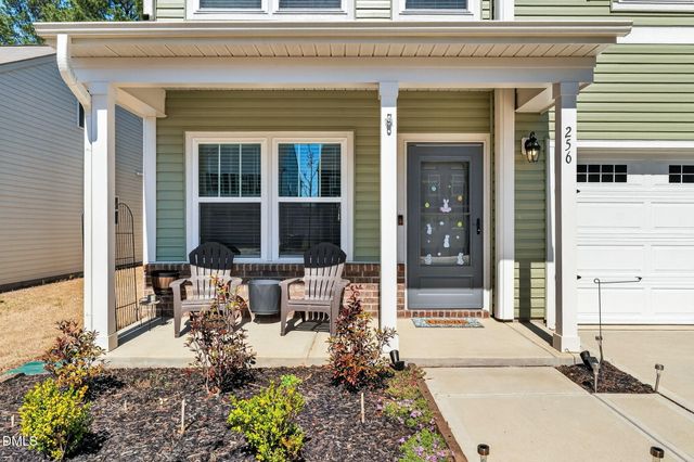 256 Horseshoe Place, Angier, NC 27501