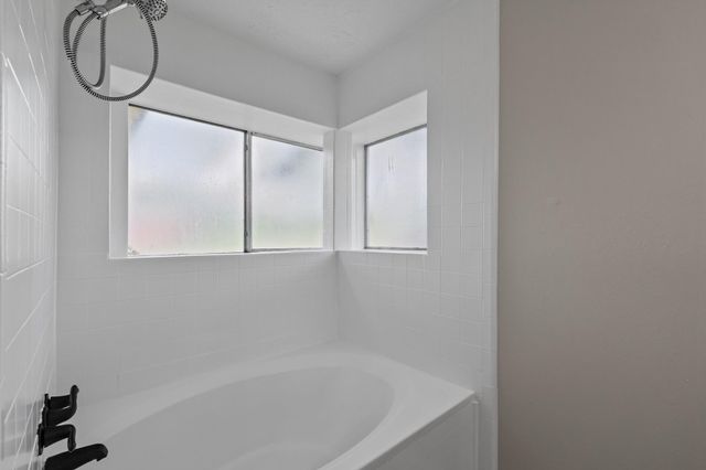 3855 County Road 960, Alvin, TX 77511