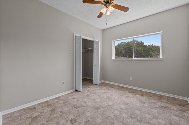 3855 County Road 960, Alvin, TX 77511
