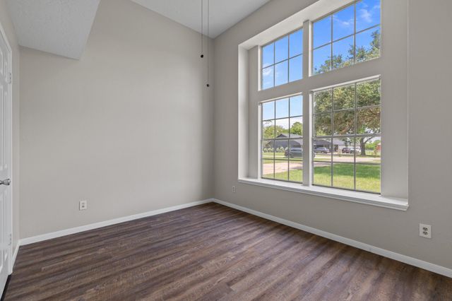 3855 County Road 960, Alvin, TX 77511