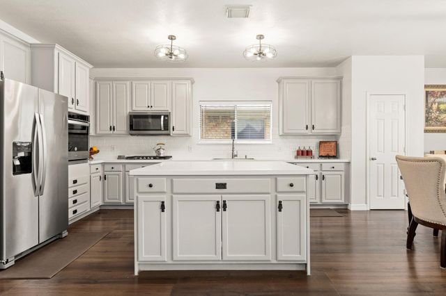 3210 Legends Creek Drive, Spring, TX 77386
