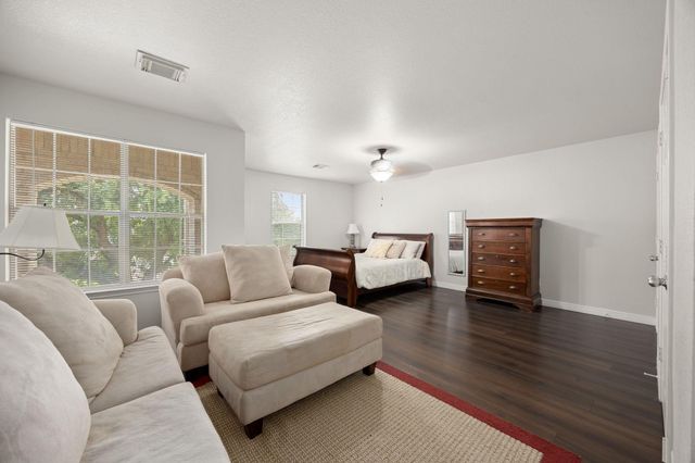 3210 Legends Creek Drive, Spring, TX 77386