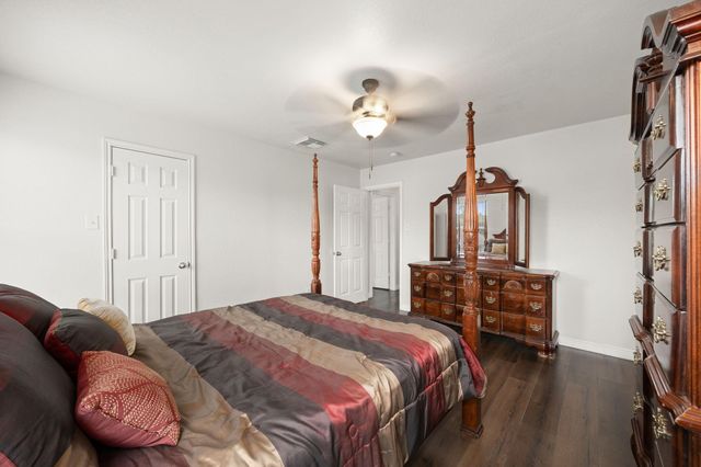 3210 Legends Creek Drive, Spring, TX 77386