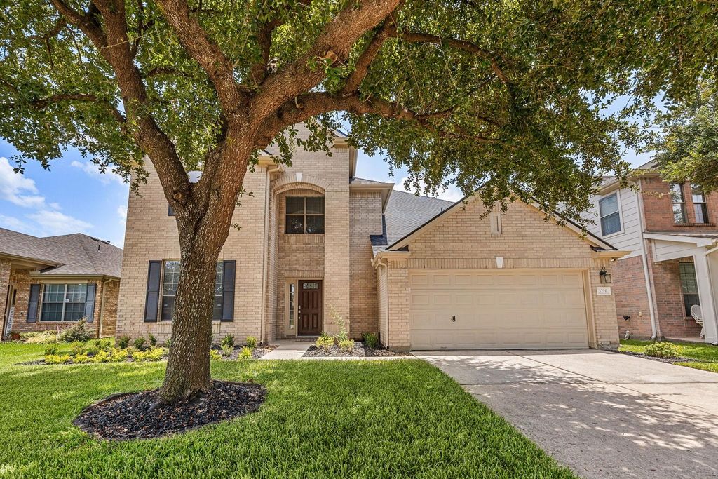 3210 Legends Creek Drive, Spring, TX 77386