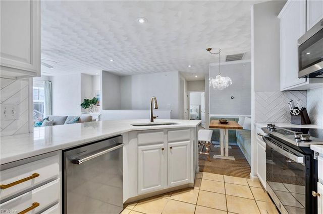 104 Old Course LOOP, Cape Charles, VA 23310