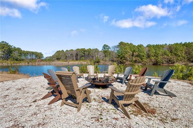 104 Old Course LOOP, Cape Charles, VA 23310