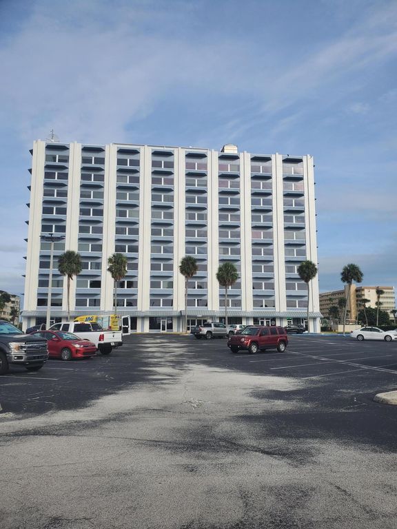1980 N Atlantic Avenue 426, Cocoa Beach, FL 32931