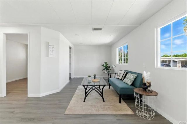 900 Santa Clara, Hemet, CA 92543