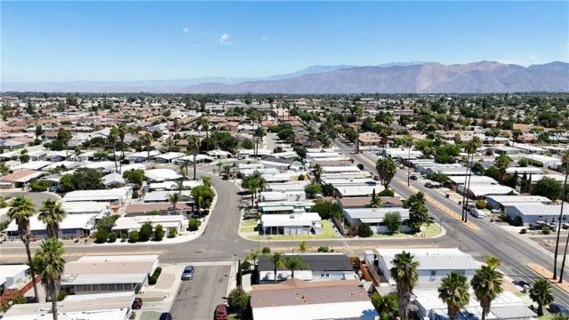 900 Santa Clara, Hemet, CA 92543