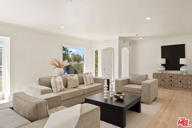 4640 Laurelgrove Avenue, Studio City (los Angeles), CA 91604