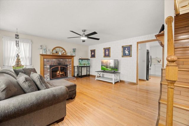 34 Windsor Way, Mashpee, MA 02649