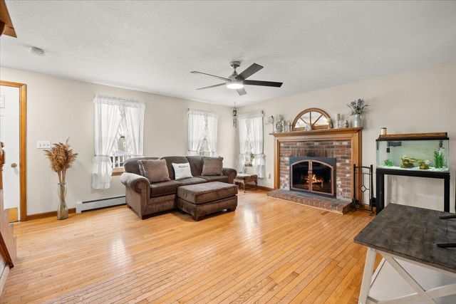 34 Windsor Way, Mashpee, MA 02649