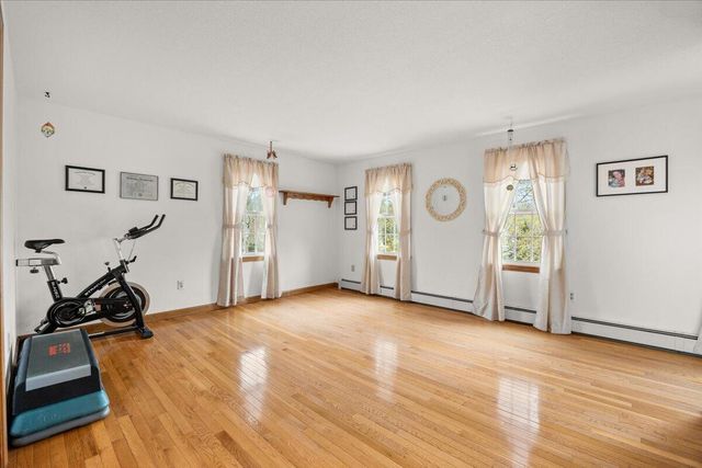 34 Windsor Way, Mashpee, MA 02649