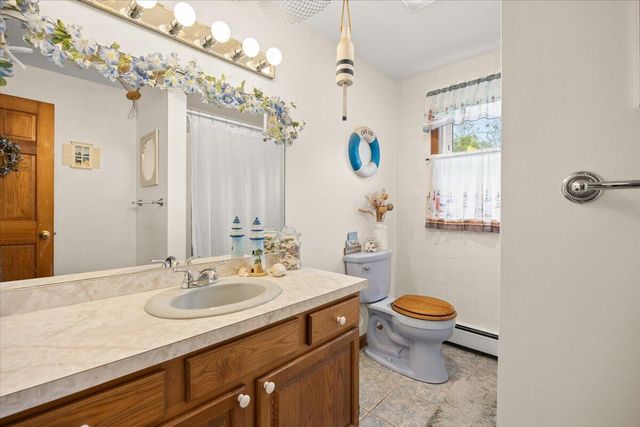 34 Windsor Way, Mashpee, MA 02649