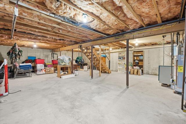 34 Windsor Way, Mashpee, MA 02649