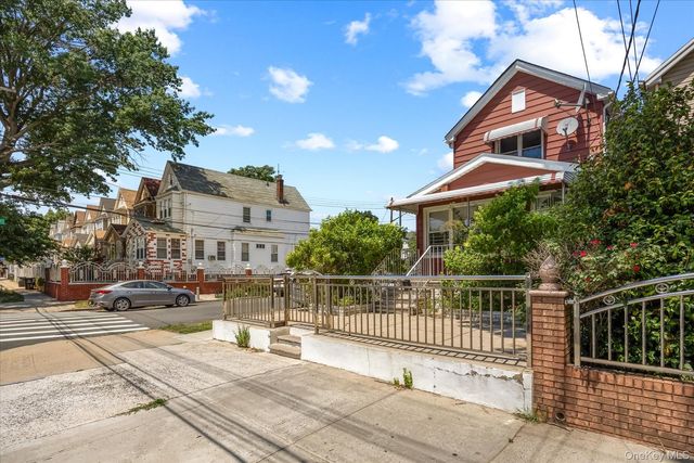 12401 111th Avenue, South Ozone Park, NY 11420