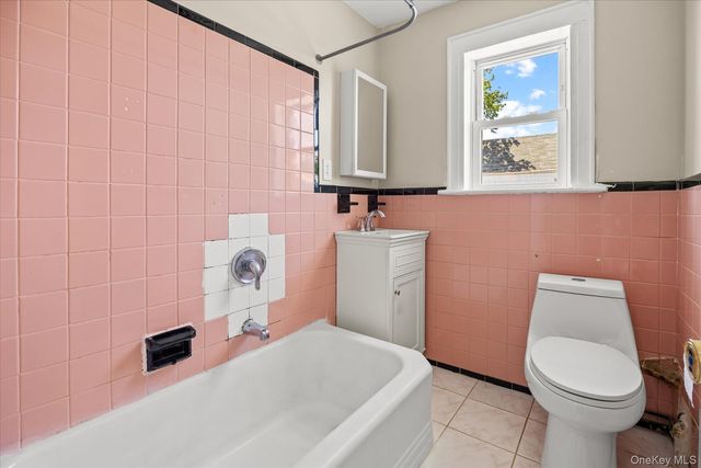 12401 111th Avenue, South Ozone Park, NY 11420