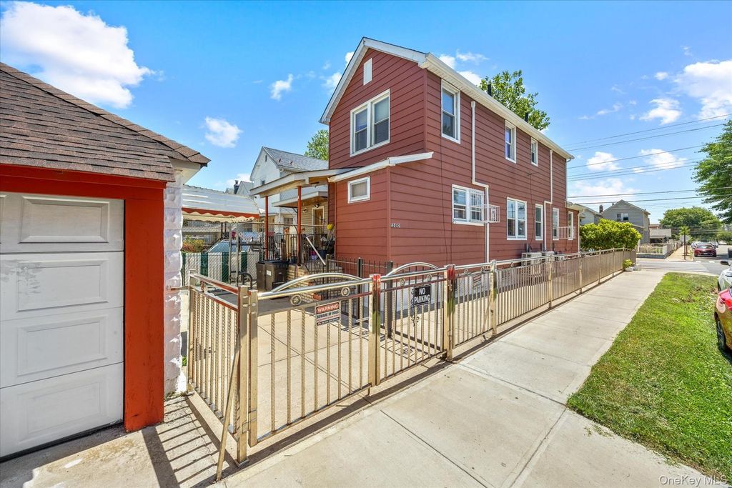 12401 111th Avenue, South Ozone Park, NY 11420